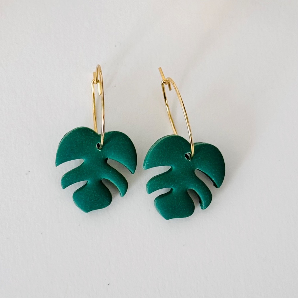 Handmade polymer clay monstera hoop earrings, green leaf earrings